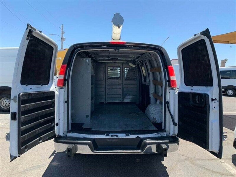 2017 GMC Savana 2500  