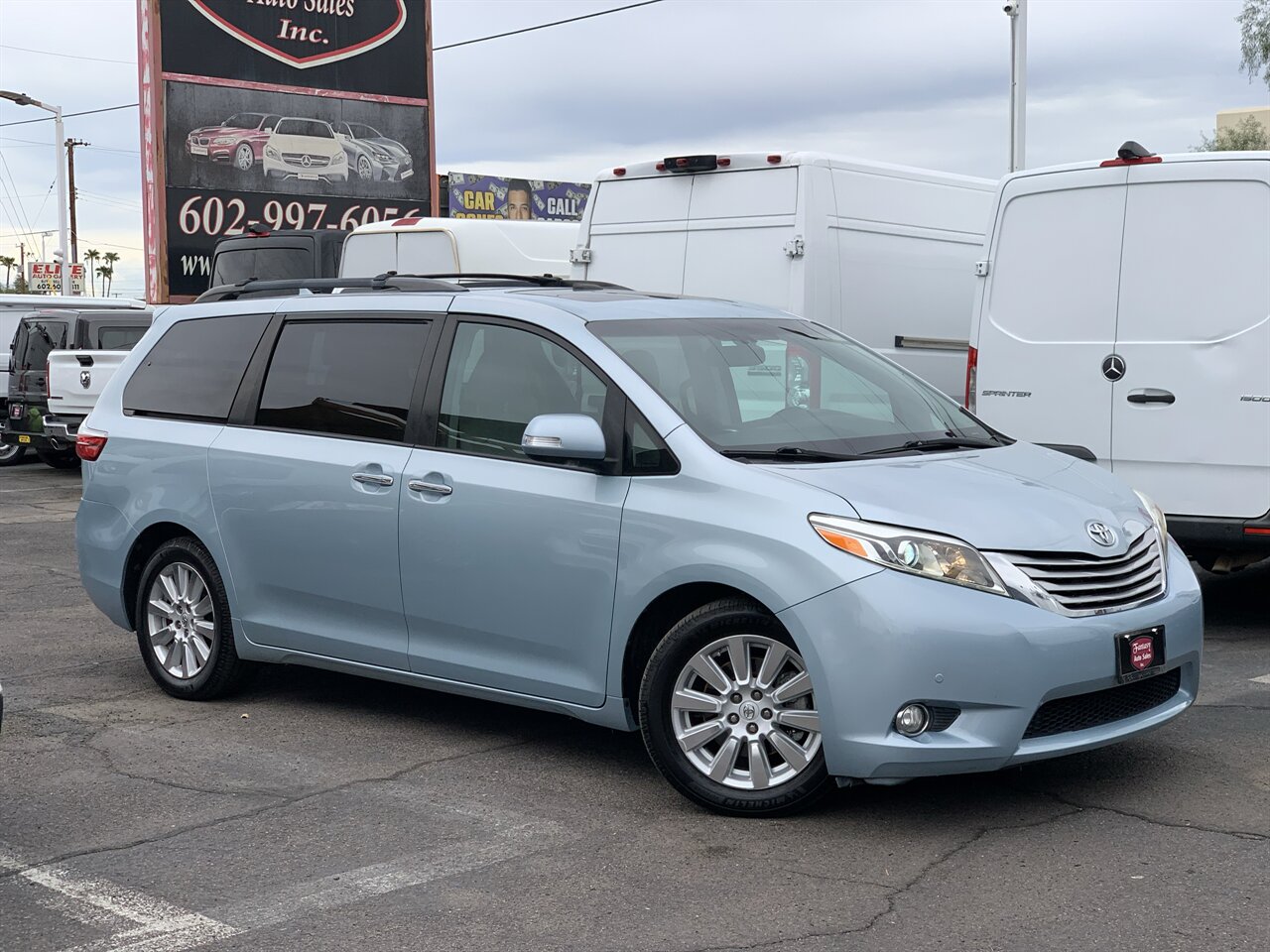 2017 Toyota Sienna LIMITED PREMIUM   - Photo 1 - Phoenix, AZ 85020