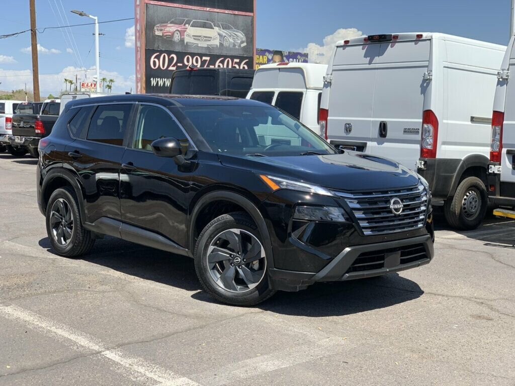 2024 Nissan Rogue SV   - Photo 1 - Phoenix, AZ 85020