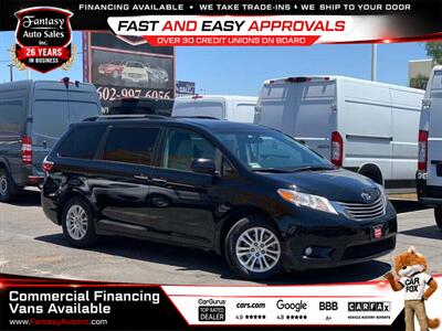 2017 Toyota Sienna XLE 8-Passenger Minivan
