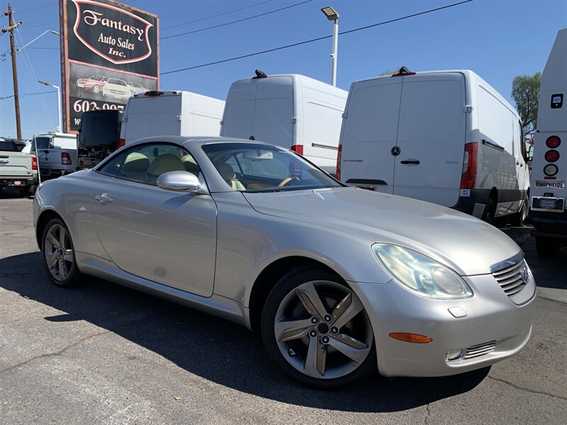 2004 Lexus SC 430  