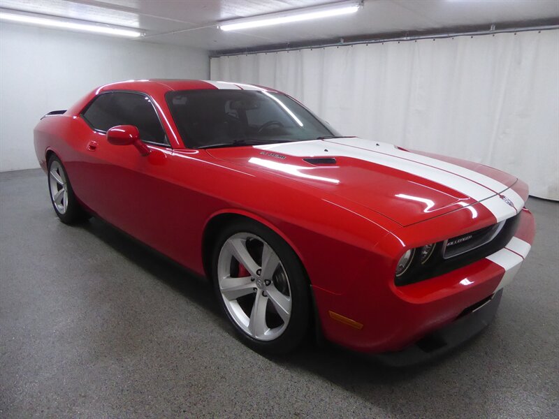 TorRed 2009 Dodge Challenger SRT8 RWD Coupe Rear-Wheel Drive Automatic