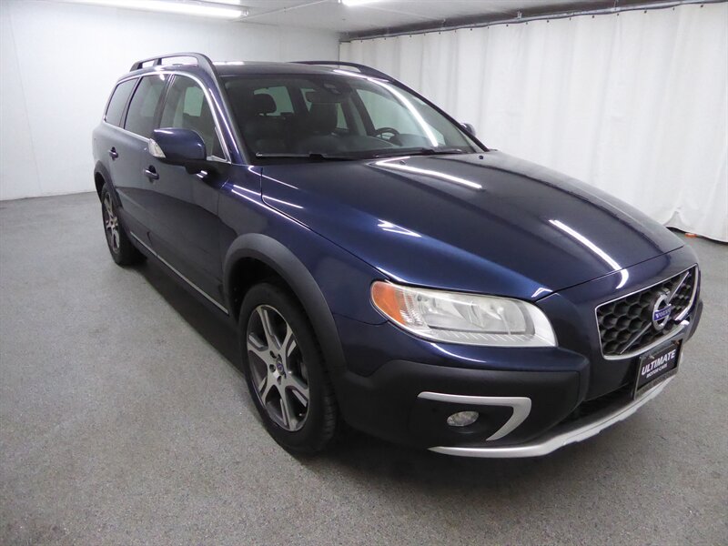 2015 Volvo XC70 T6  