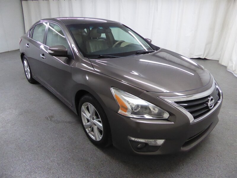 2013 Nissan Altima 2.5 SL - Photo 1 - Downers Grove, IL 60515