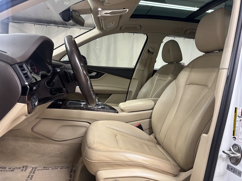 2017 Audi Q7 2.0T quattro Premium   - Photo 12 - Downers Grove, IL 60515