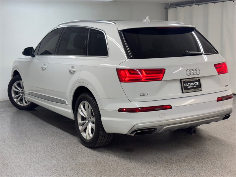 2017 Audi Q7 2.0T quattro Premium   - Photo 4 - Downers Grove, IL 60515