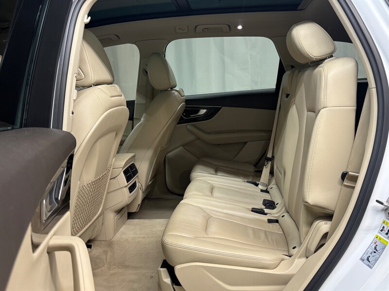 2017 Audi Q7 2.0T quattro Premium   - Photo 24 - Downers Grove, IL 60515