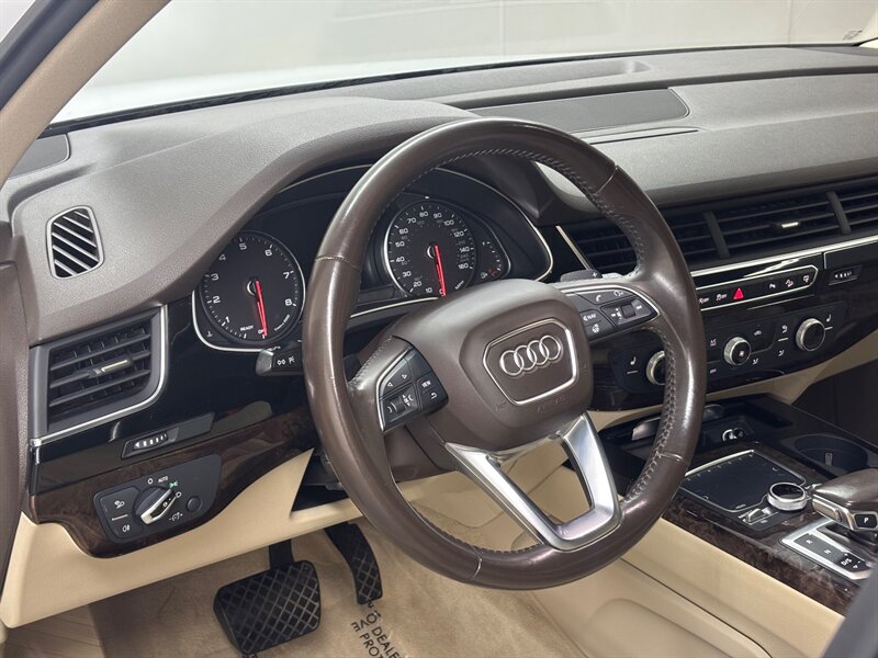 2017 Audi Q7 2.0T quattro Premium   - Photo 13 - Downers Grove, IL 60515