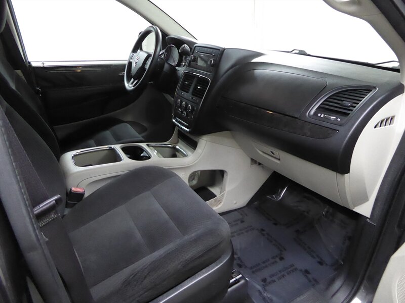 2016 DODGE GRAND CARAVAN - Image 21