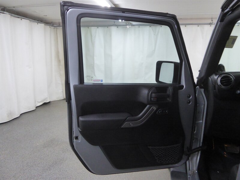 2014 JEEP WRANGLER - Image 21