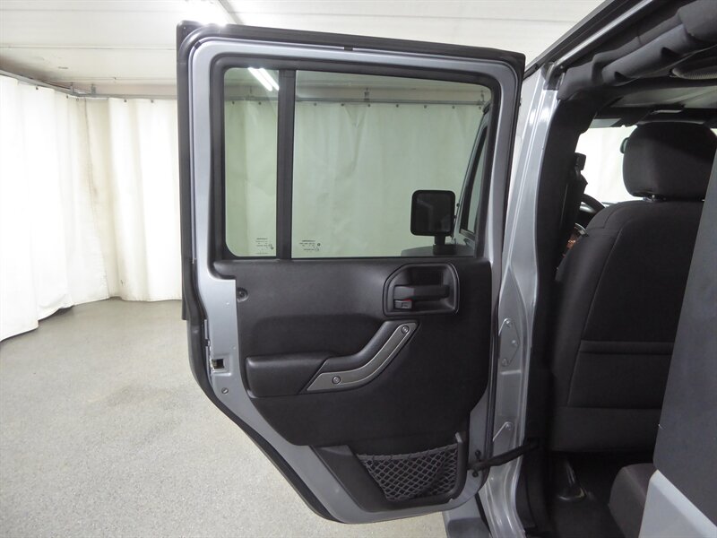 2014 JEEP WRANGLER - Image 28