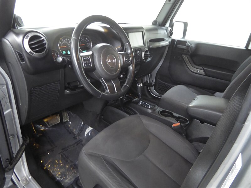 2014 JEEP WRANGLER - Image 18