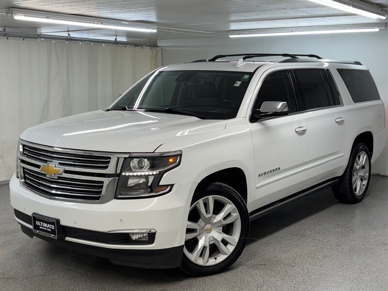 2020 Chevrolet Suburban Premier   - Photo 3 - Downers Grove, IL 60515
