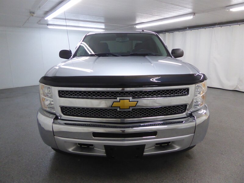 2013 Chevrolet Silverado 1500 LT photo 2