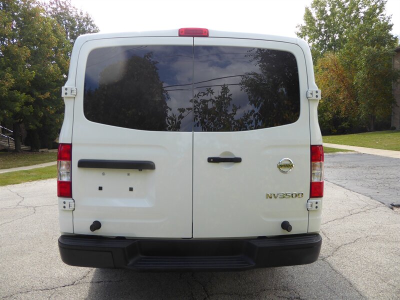 2020 Nissan NV3500 photo 4