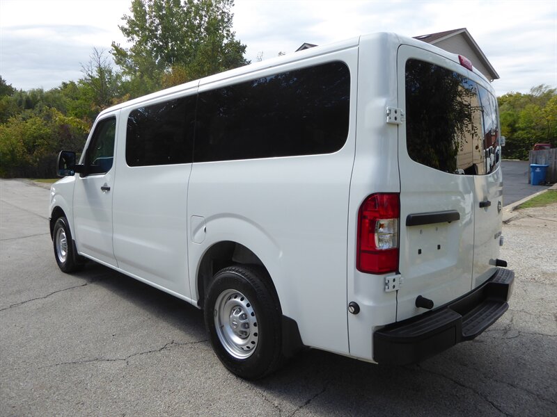 2020 Nissan NV3500 photo 3