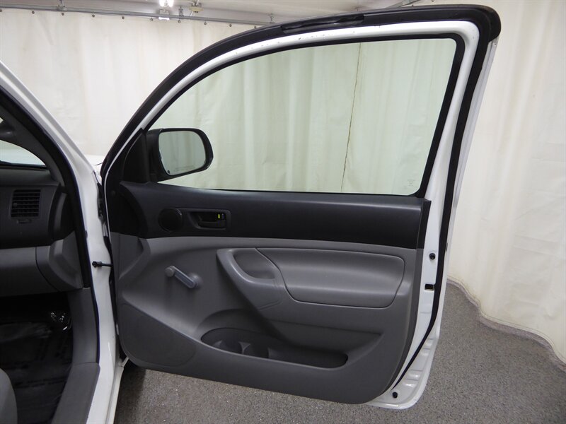 2013 TOYOTA TACOMA - Image 18