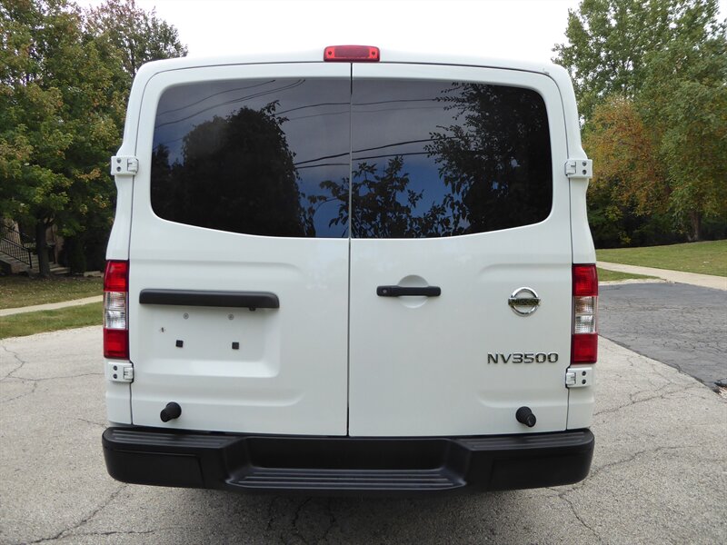 2018 Nissan NV3500 photo 4