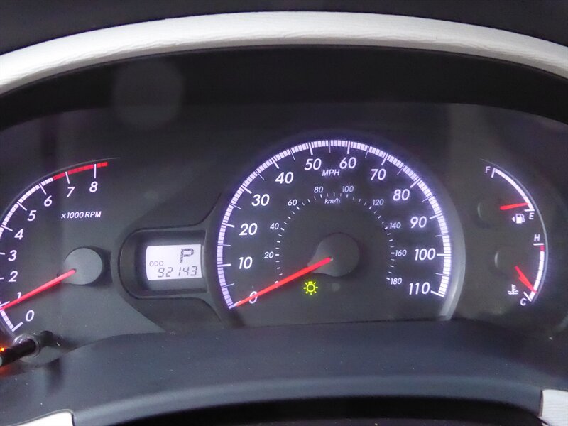2013 TOYOTA SIENNA - Image 11