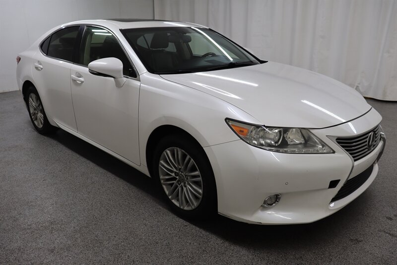 2014 Lexus ES 350 350's photo