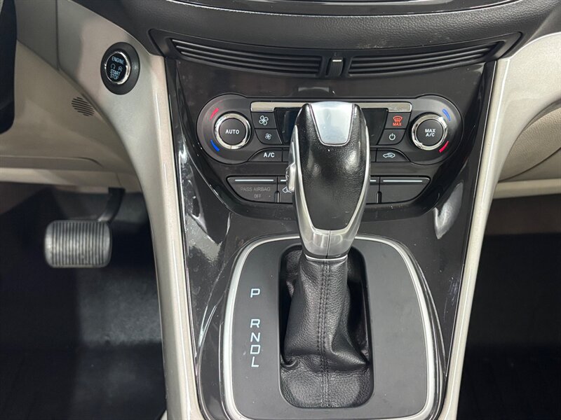 2014 Ford C-MAX Energi   - Photo 20 - Downers Grove, IL 60515