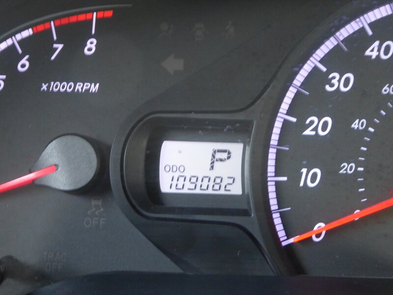 2014 TOYOTA SIENNA - Image 12