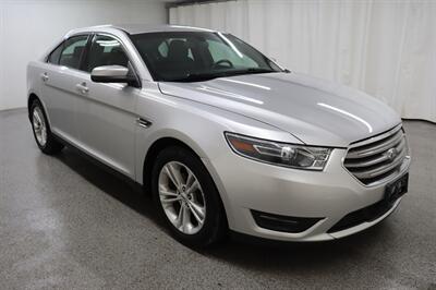 2016 Ford Taurus SEL Sedan