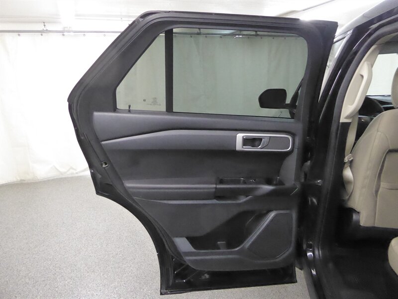 2022 Ford Explorer   - Photo 29 - Downers Grove, IL 60515