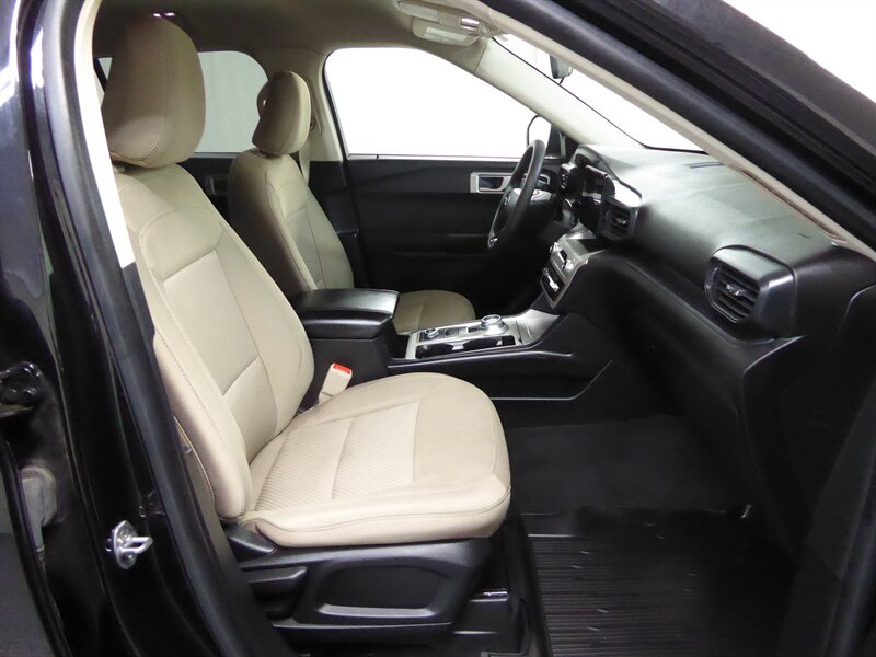 2022 Ford Explorer   - Photo 24 - Downers Grove, IL 60515