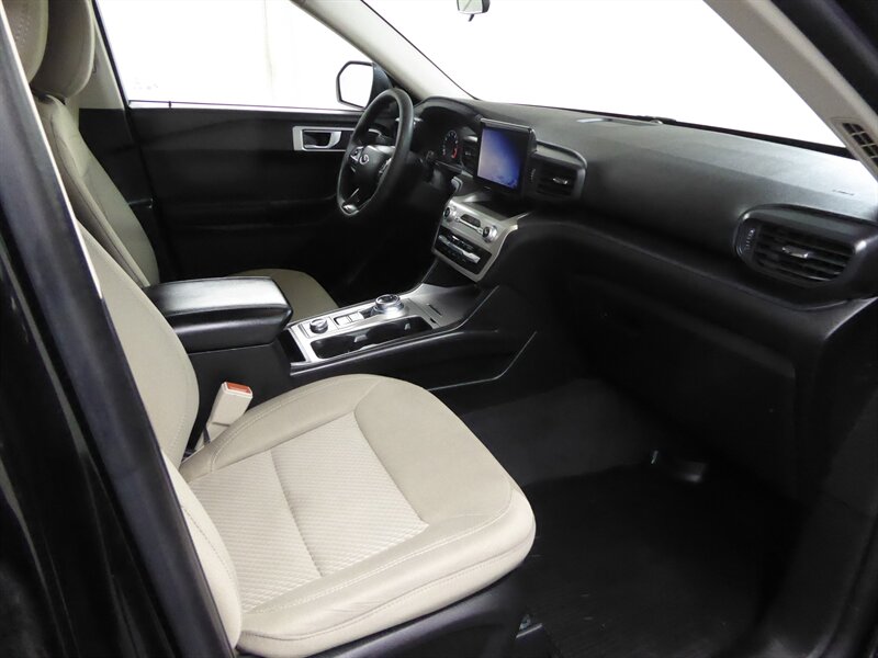 2022 Ford Explorer   - Photo 22 - Downers Grove, IL 60515