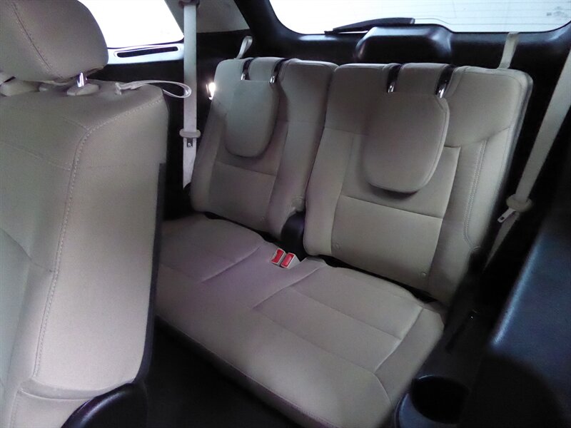2022 Ford Explorer   - Photo 28 - Downers Grove, IL 60515