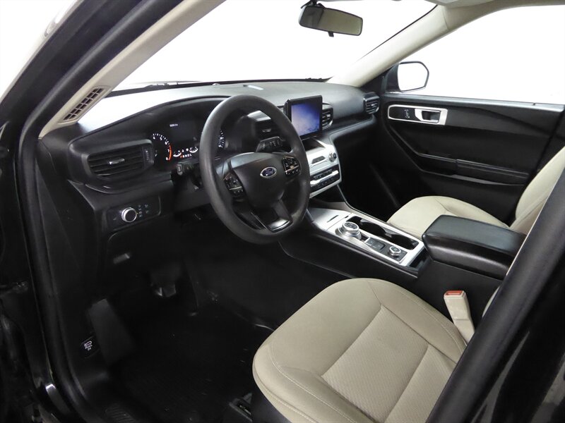 2022 Ford Explorer   - Photo 18 - Downers Grove, IL 60515