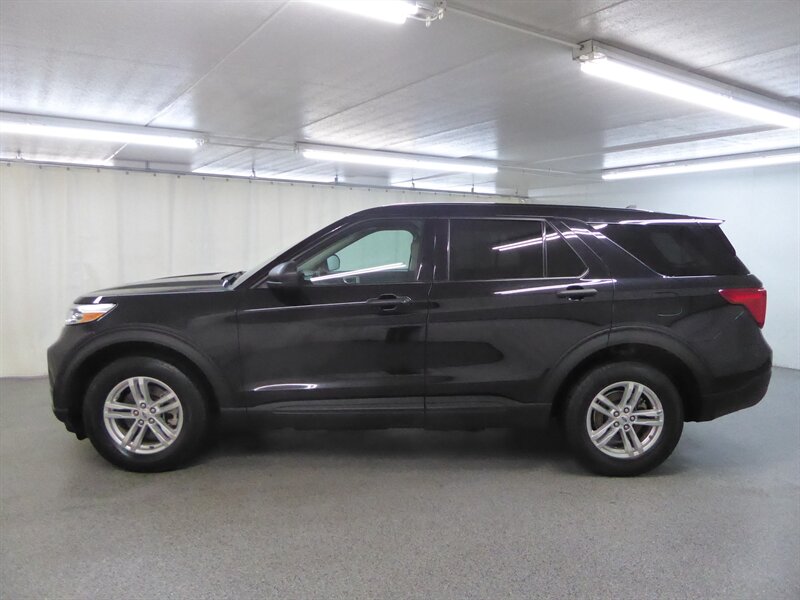 2022 Ford Explorer Base photo 4