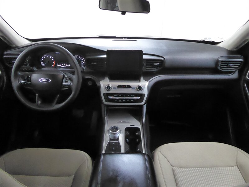 2022 Ford Explorer   - Photo 9 - Downers Grove, IL 60515