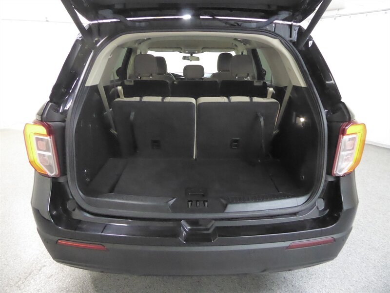 2022 Ford Explorer   - Photo 34 - Downers Grove, IL 60515