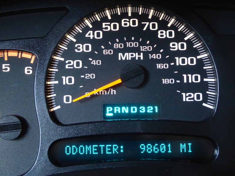 2004 CHEVROLET SILVERADO - Image 11