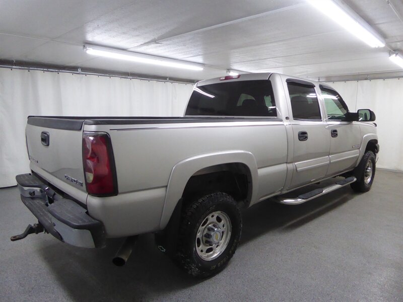 2004 CHEVROLET SILVERADO - Image 6