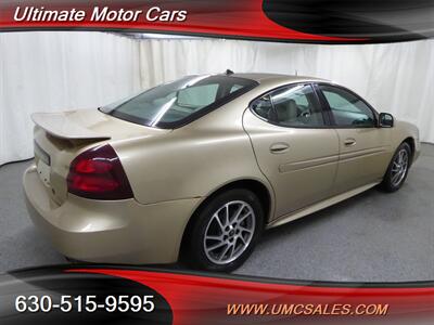 2004 Pontiac Grand Prix GTP   - Photo 7 - Downers Grove, IL 60515