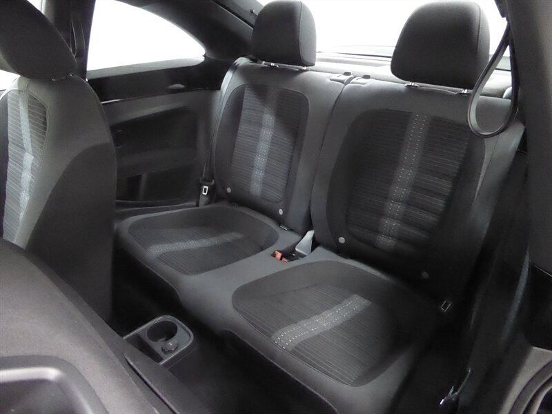 2012 Volkswagen Beetle Turbo photo 14