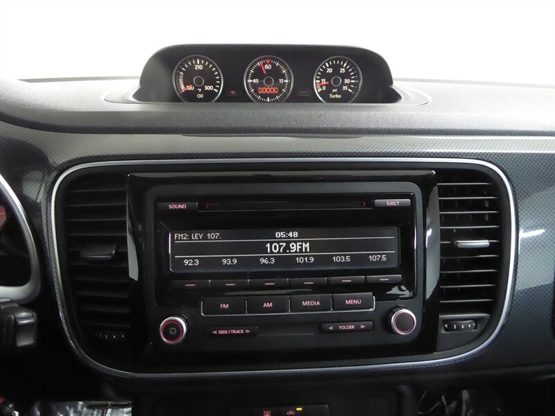 2012 Volkswagen Beetle Turbo photo 8