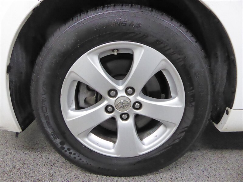 2017 TOYOTA SIENNA - Image 30