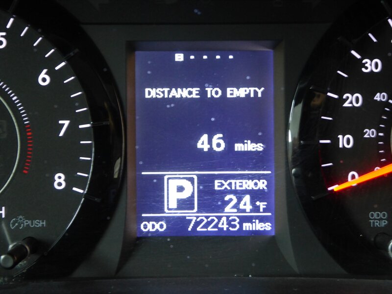 2017 TOYOTA SIENNA - Image 12