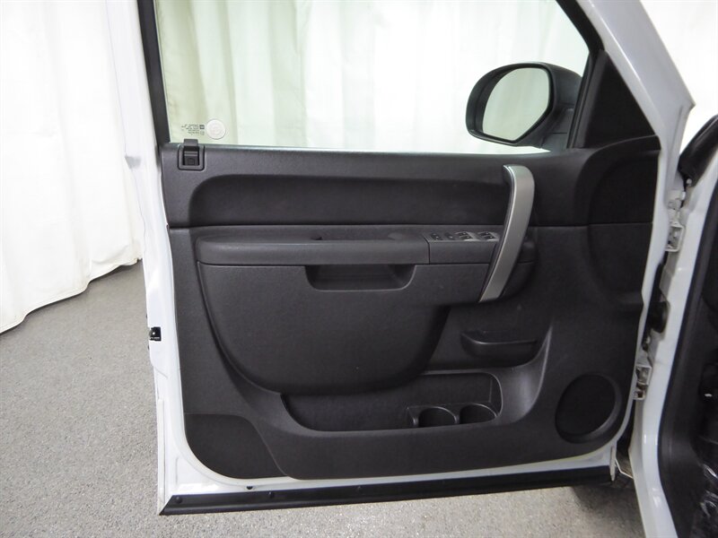 2012 CHEVROLET SILVERADO - Image 18