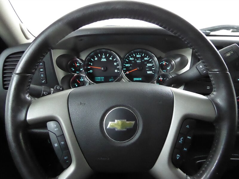 2012 CHEVROLET SILVERADO - Image 9