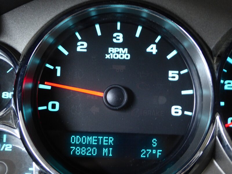 2012 CHEVROLET SILVERADO - Image 11