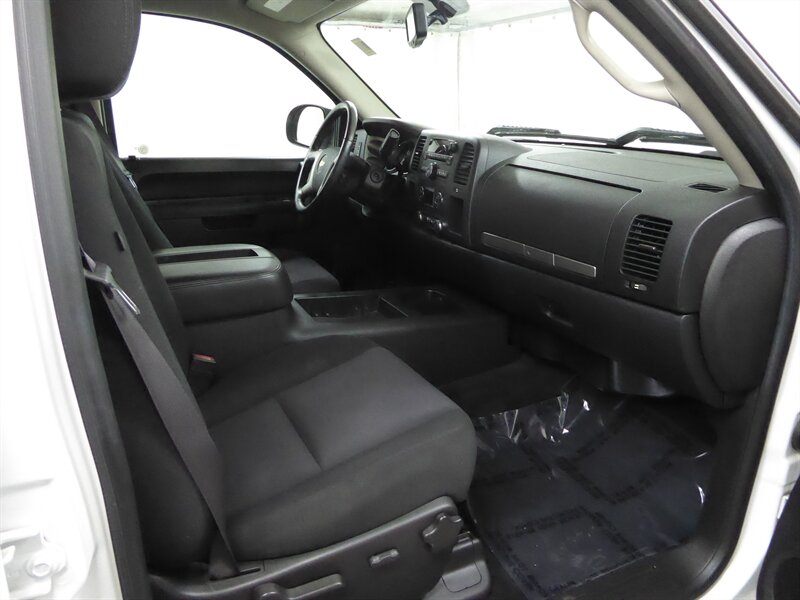 2012 CHEVROLET SILVERADO - Image 19