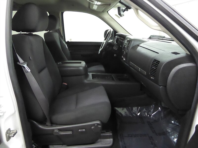 2012 CHEVROLET SILVERADO - Image 21