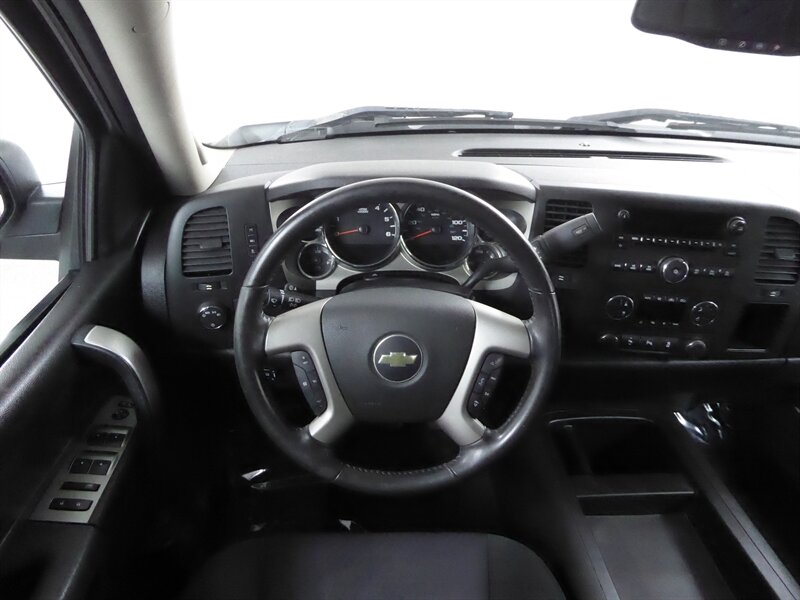 2012 CHEVROLET SILVERADO - Image 8