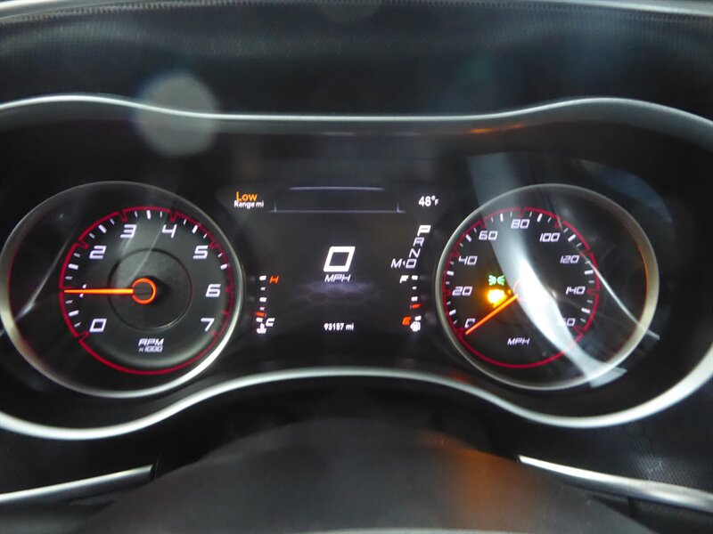 2015 DODGE CHARGER - Image 12