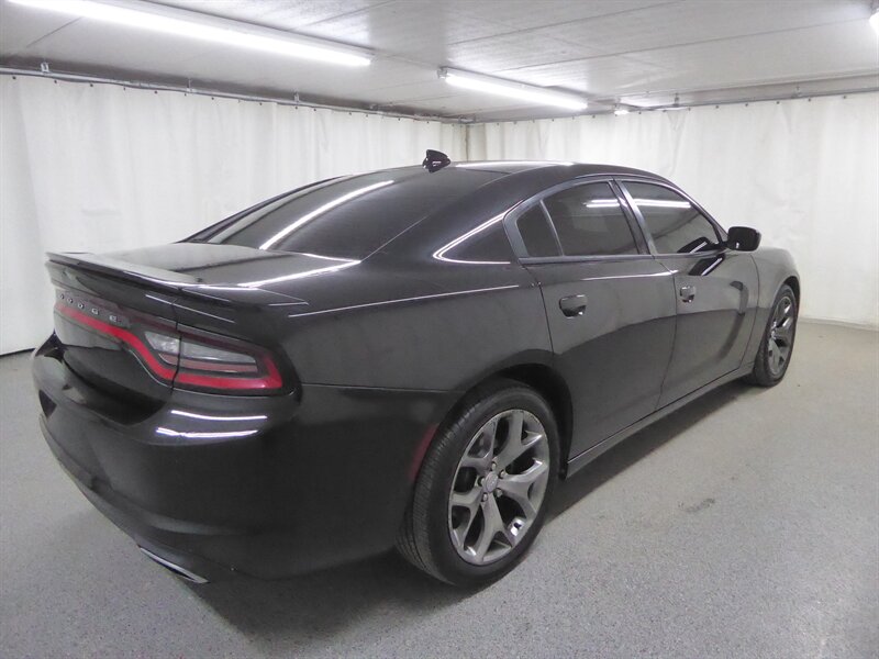 2015 DODGE CHARGER - Image 7
